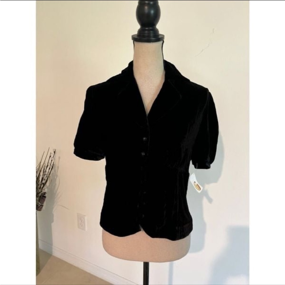 NWT $108 Talbots black velvet Sz 6 shirt 766